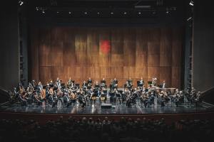 Brahms e Dvořák in concerto al  Maggio, tra musica sinfonica e corale. Il concerto del 9 e 10 febbraio scorso, con la bacchetta di un giovane direttore
